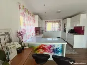 O casă deosebită, cu panoramă spectaculoasă asupra oraș