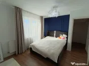 O casă deosebită, cu panoramă spectaculoasă asupra oraș