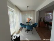 O casă deosebită, cu panoramă spectaculoasă asupra oraș