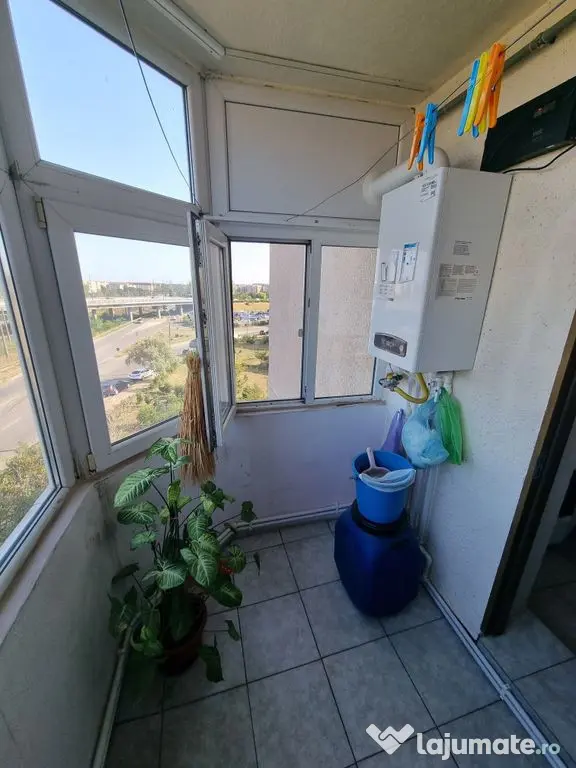Doraly mall-apartament 2 camere decomandat cu gaze - Constanta (Constanta)