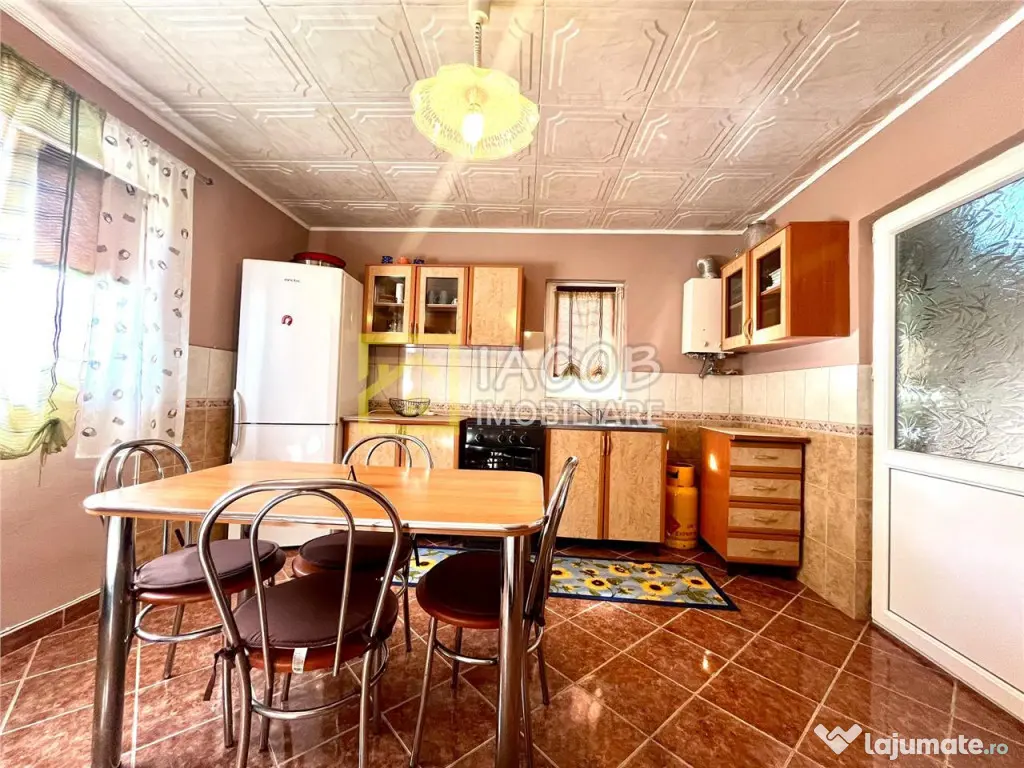 Casa in Magura, P M, str. Valea Magurii, jud. Bacau - Magura (Bacau)