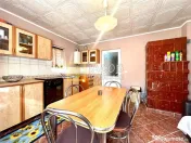 Casa in Magura, P M, str. Valea Magurii, jud. Bacau