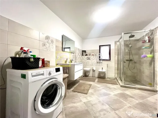 Casa in Magura, P M, str. Valea Magurii, jud. Bacau - Magura (Bacau)