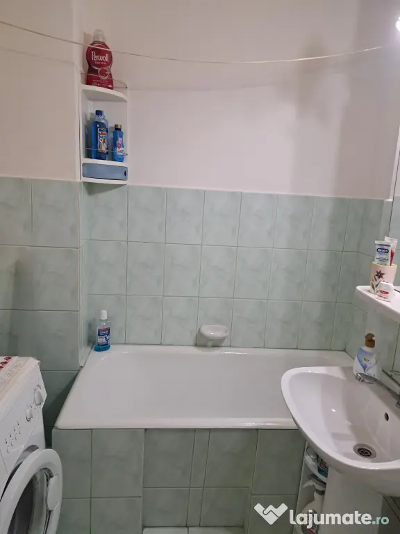PROPRIETAR-Vând Apartament 2 camere, decomandat,etaj 3/4, Sibiu str. Siretului