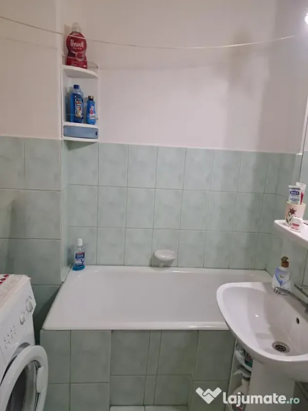 PROPRIETAR-Vând Apartament 2 camere, decomandat,etaj 3/4, Sibiu str. Siretului