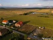 Parcela construibila cu documentatie completa pentru casa, H 