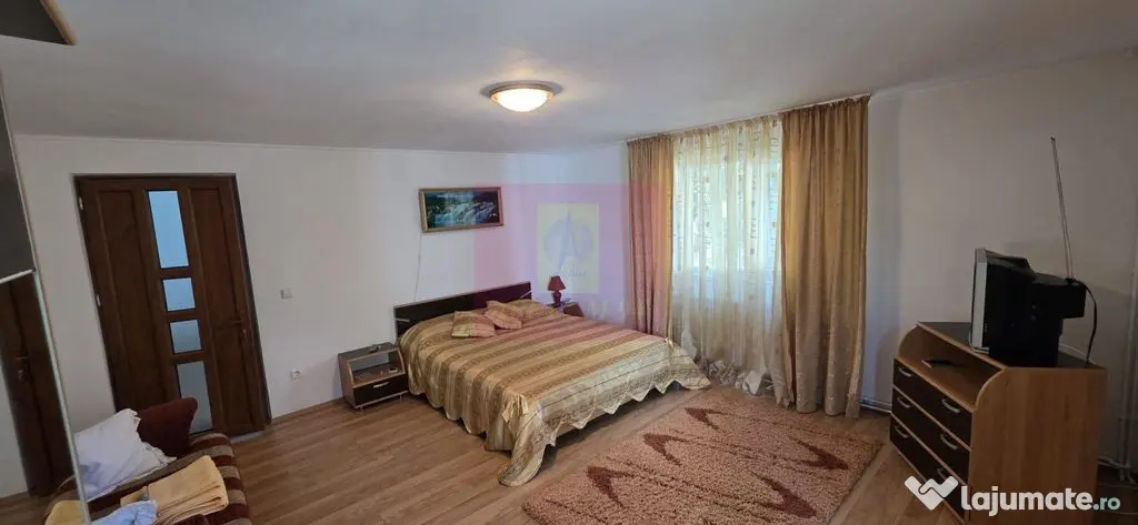 Vila cu 7 camere de vanzare in Busteni - Busteni (Prahova)