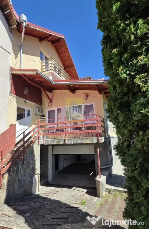 Vila cu 7 camere de vanzare in Busteni - Busteni (Prahova)