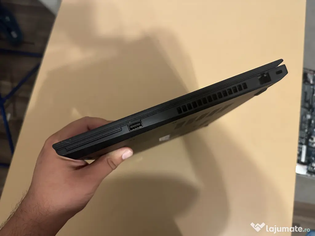Laptop Lenovo ThinkPad T15 Gen 1 Touchscreen / i5 / 16GB RAM + Cadouri