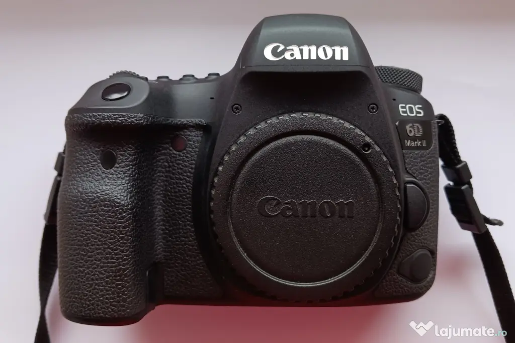 📸VAND aparat foto (body) Canon 6D Mark II, ca nou!