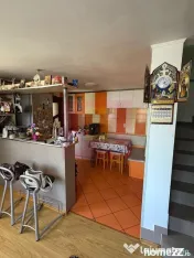 Casa de vanzare cu 4 camere in Comarnic