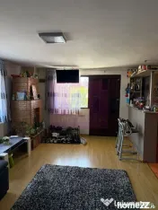 Casa de vanzare cu 4 camere in Comarnic