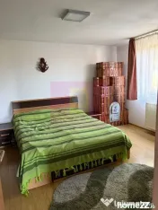 Casa de vanzare cu 4 camere in Comarnic