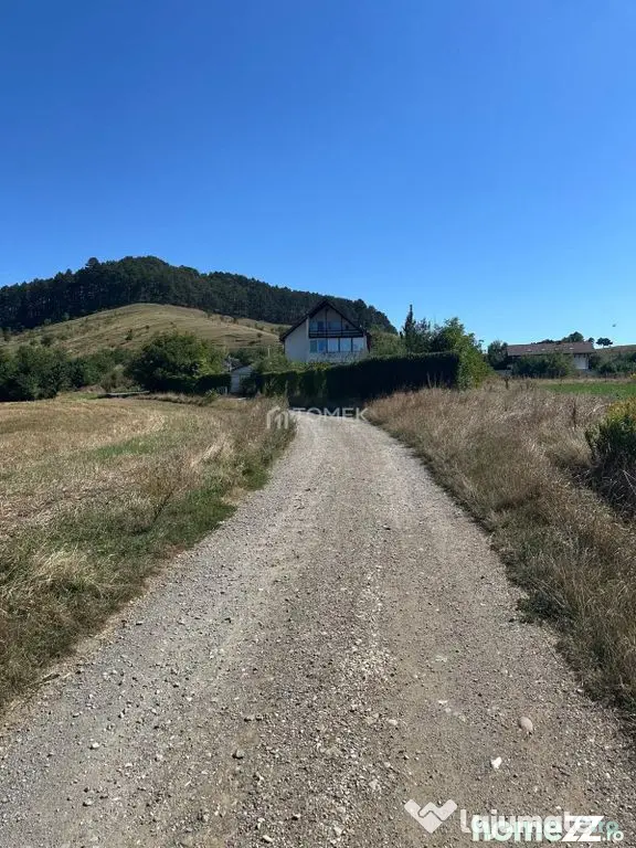 Teren intravilan Sanpetru Lempes str Dealului - Sanpetru (Brasov)