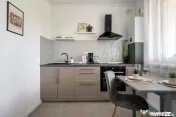 Piata sudului cu terasa si parcare subterana 
