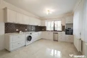Casă premium în Adunații Copăceni – 326 mp utili, 4... 