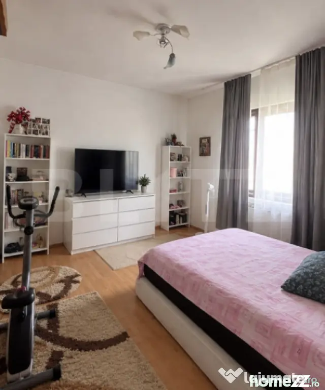 Apartament 3 camere 107mp, zona Poiana - Turda (Cluj)