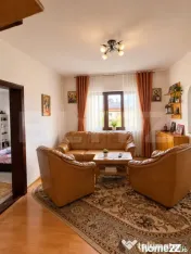 Apartament 3 camere 107mp, zona Poiana 
