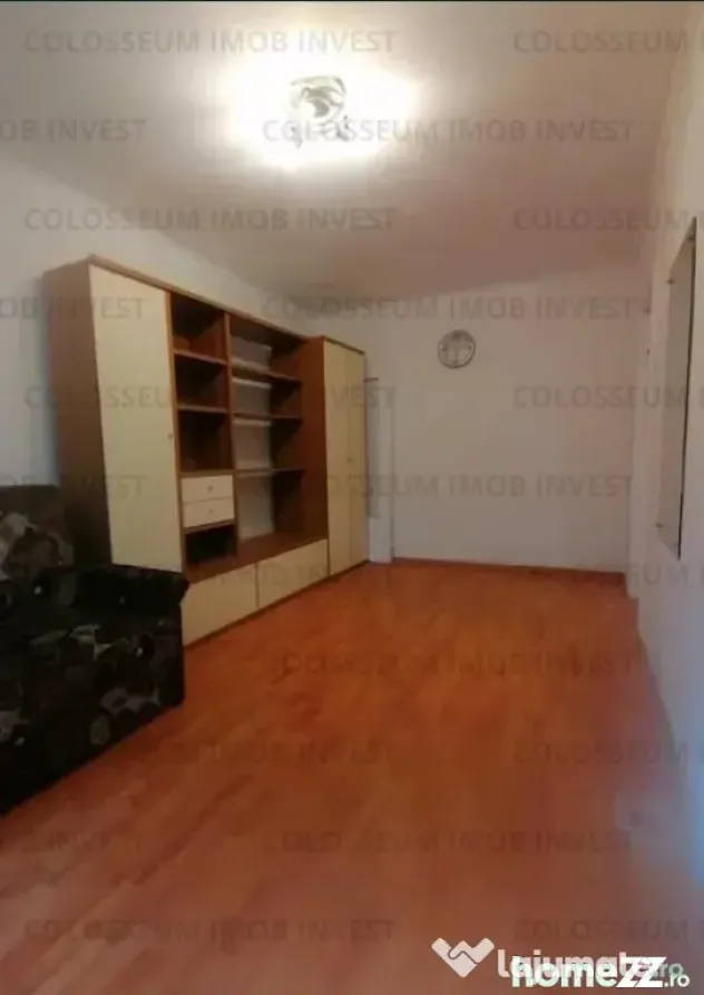 Garsoniera decomandata | 32 mp | Zona Racadau - Brasov (Brasov)