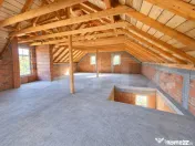 Casă P+M, 150 mp utili, teren 500 mp – zonă liniștită, 