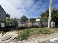 Teren intravilan de vânzare în Nazna – 500 mp, utilită? 