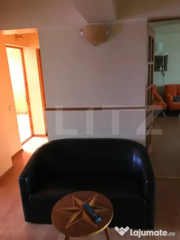 Apartament decomandat, 3 camere, et. 4/4, Vatra Dornei - Vatra Dornei (Suceava)
