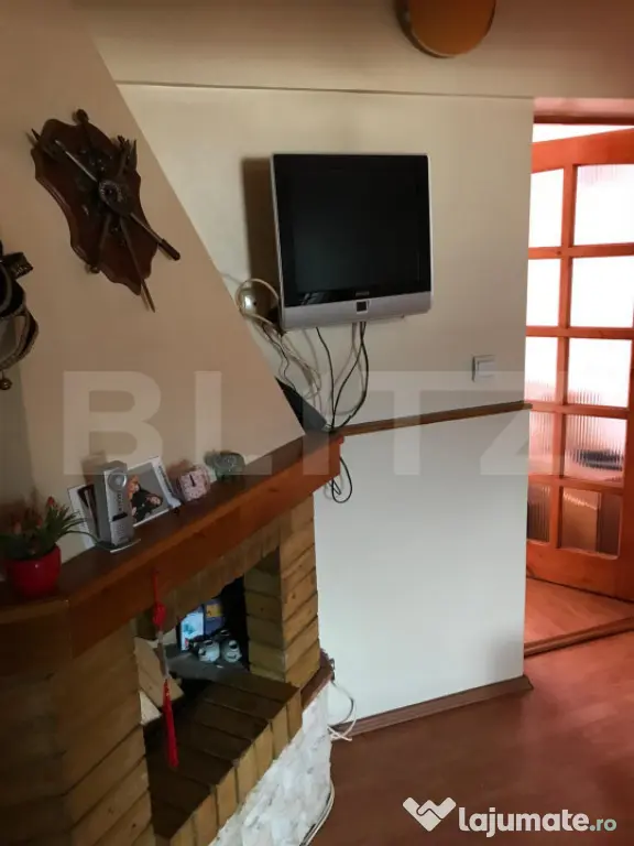 Apartament decomandat, 3 camere, et. 4/4, Vatra Dornei - Vatra Dornei (Suceava)