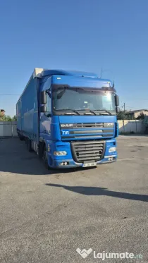 DAF XF105 autocamion cu remorcă tandem gata de muncă