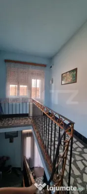 Casa cu etaj si 3 camere 