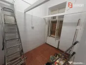 Spatiu comercial de inchiriat, 42 mp, in Piata Mocioni