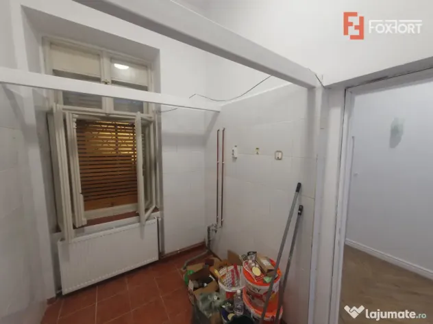 Spatiu comercial de inchiriat, 42 mp, in Piata Mocioni - Timisoara (Timis)