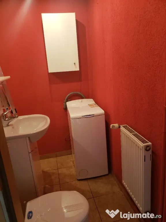 Proprietar, apartament 2 camere,decomandat Piata Mihai Viteazul Cluj - Cluj-Napoca (Cluj)
