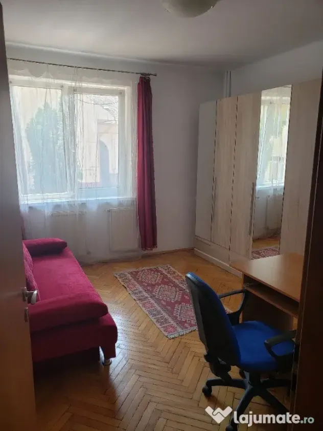 Proprietar, apartament 2 camere,decomandat Piata Mihai Viteazul Cluj - Cluj-Napoca (Cluj)