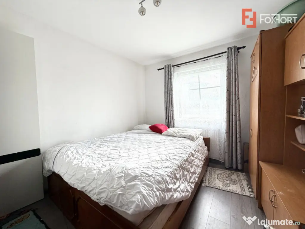 COMISION 0% Casa individuala cu 5 camere, 130 mp, P + M semi - Sanmihaiu Roman (Timis)