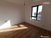 Duplex 4 camere Mosnita Noua pozitionat la asfalt cu toate u 