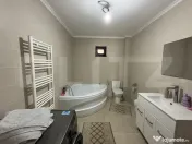 Casa cu 5 camere,Zona Paulesti