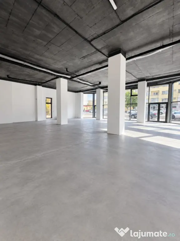 Spațiu comercial premium – 217 mp | Vizibilitate excelent - Baia Mare (Maramures)