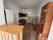 Apartament 2 camere în casă particulară, 85mp, Parcare î