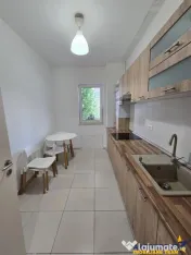 Apartament mobilat, 2 camere decomandate, loc de parcare, Ur 