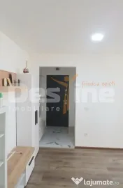Apartament semidecomandat