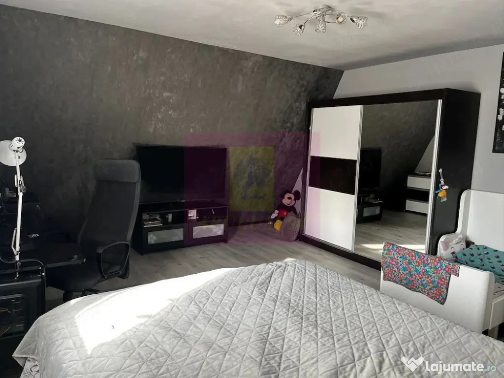 Apartament 2 camere, spațios, mobilat și utilat, loc de parcare - Bucuresti (Bucuresti-Ilfov)
