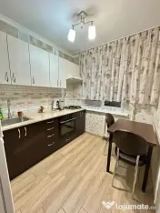 De vanzare apartament cu 2 camere in zona Sagului