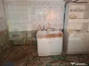 CASA RUSTICA DE VANZARE 