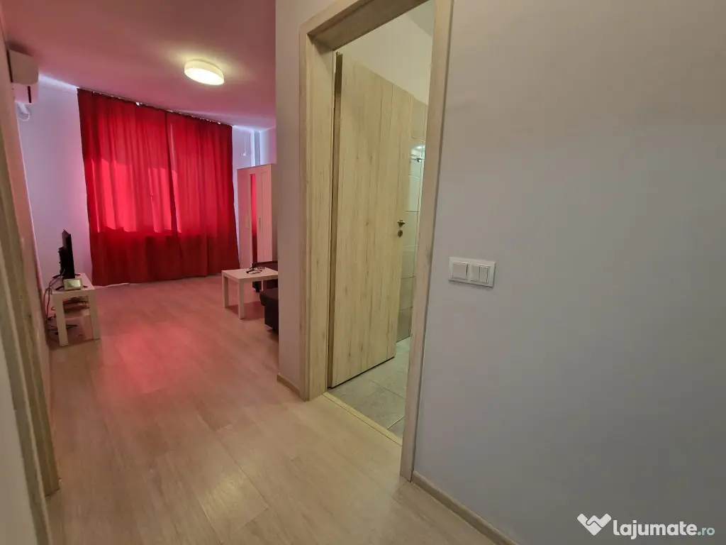 Garsoniera de închiriat