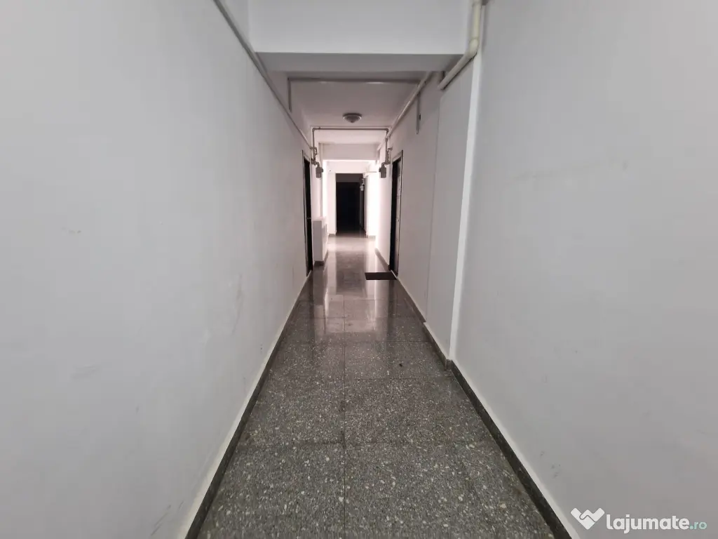 Garsoniera de închiriat