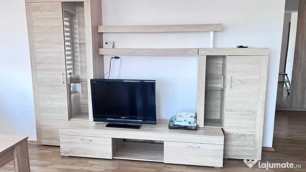 Vand set mobila living stare foarte buna