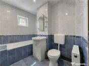 Apartament decomandat cu 3 camere si 2 bai in Bartolomeu 