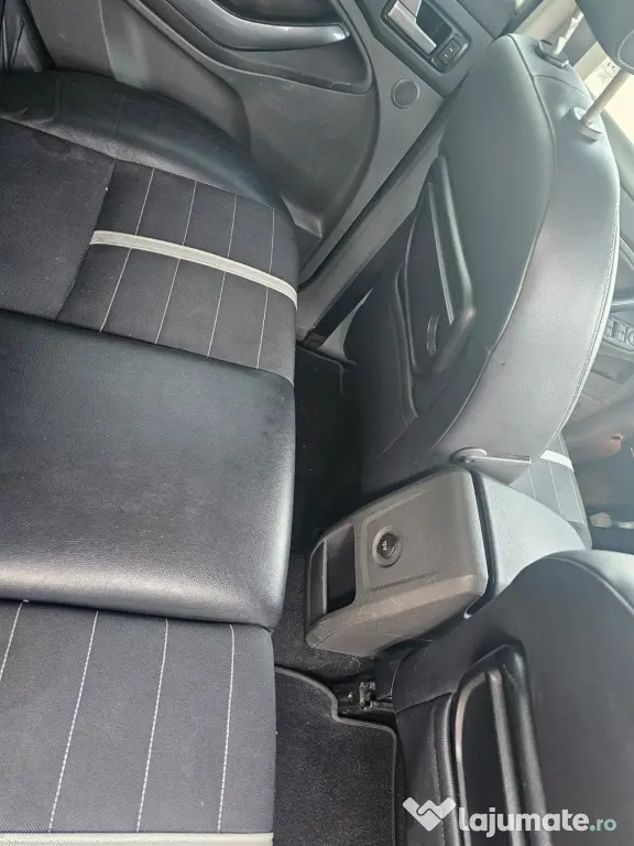 Vand ford Kuga 2011
