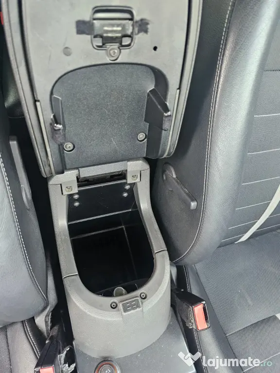Vand ford Kuga 2011
