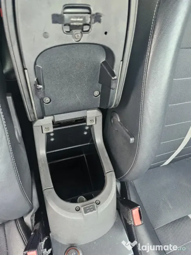 Vand ford Kuga 2011